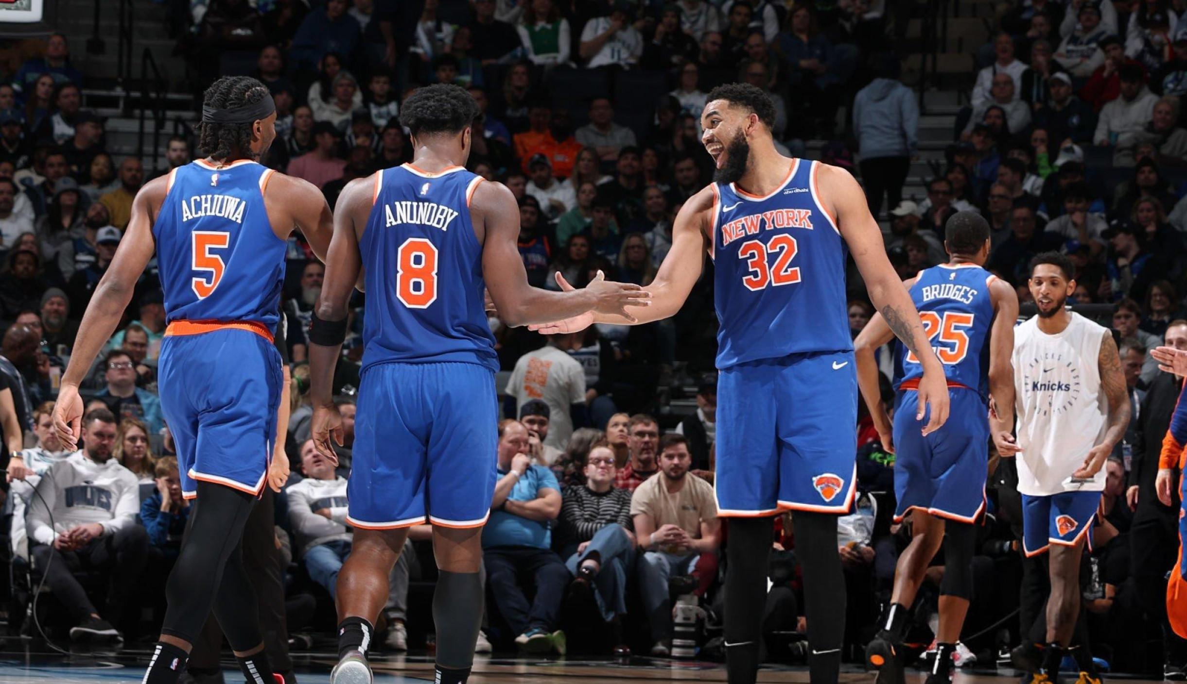 纽约尼克斯发布备战花絮,清晨回应争议,国王杯任务艰巨,高层口径保持一致 纽约尼克斯发布备战花絮,清晨回应争议,国王杯任务艰巨,高层口径保持一致