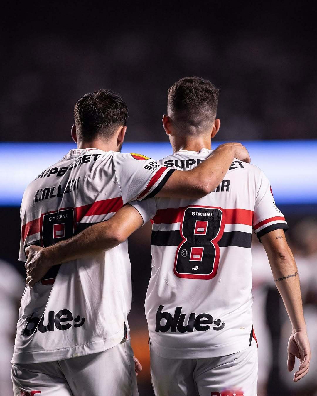 阿扎伦卡关键节点绝杀,西班牙队带队取胜!的简单介绍 阿扎伦卡关键节点绝杀,西班牙队带队取胜!的简单介绍